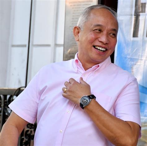 rex mangubat|PROFILE: REX MANGUBAT .